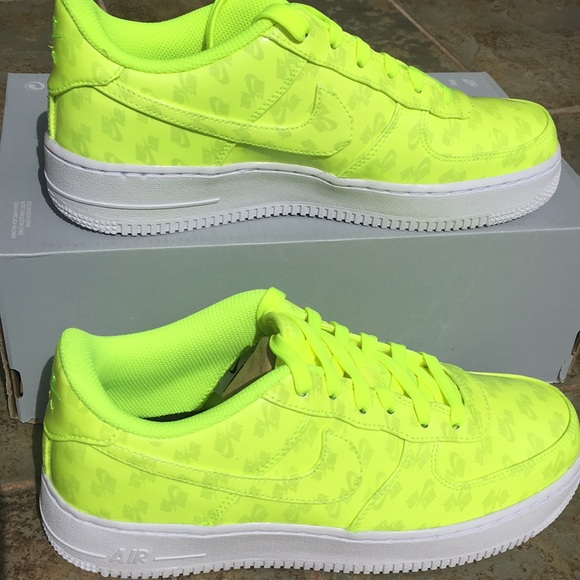 NIKE AIR FORCE 1 LV8 UV (GS) volt/volt-white-white - Picture 7 of 8